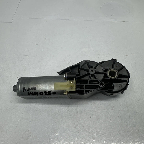 2018 DODGE RAM 1500 PICKUP SEAT MOTOR FRONT DRIVER LEFT SIDE ASSY OEM 143214