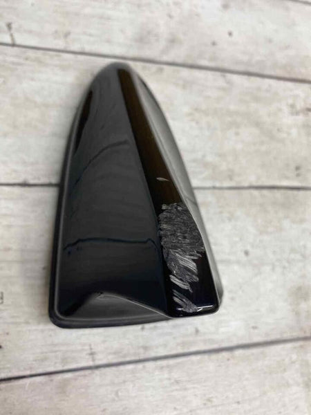 Kia Forte radio antenna fm 19 to 21 shark fin antenna black OEM 96210M7300EB