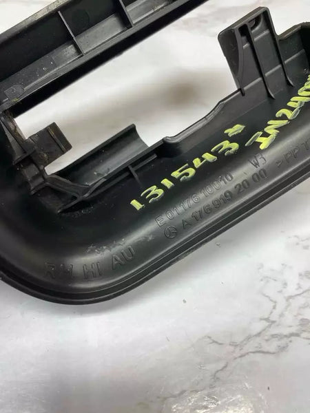 2014 15 16 17 18 19 MERCEDES CLA250 ASIENTO DELANTERO LADO DERECHO CUBIERTA DE MOLDURA DEL MARCO DE LA VÍA 1769192000