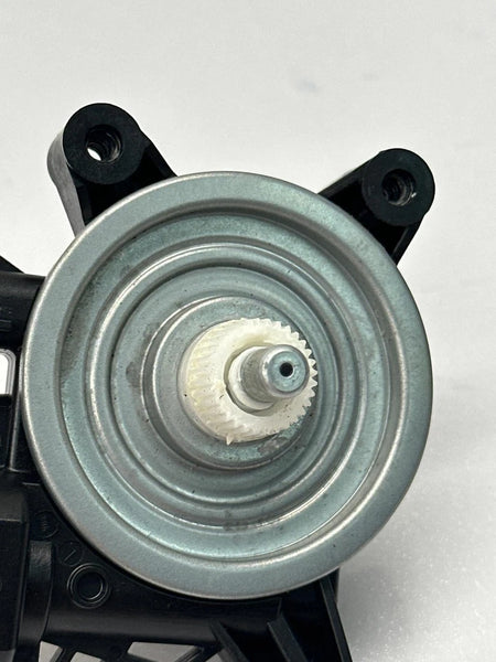 2018 TO 2023 CHEVROLET EQUINOX WINDOW MOTOR FRONT RIGHT SIDE ASSY OEM 558LE4022