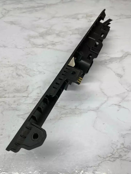 19 20 21 22 23 CHEVROLET SILVERADO 1500 CUBIERTA DE MOLDURA DEL INTERRUPTOR MAESTRO SOLAMENTE OEM 84708426