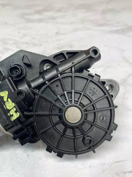 16 17 18 19 20 21 22 HONDA HRV MOTOR DE VENTANILLA TRASERO LADO DERECHO SOLO MOTOR OEM 72710T7A003