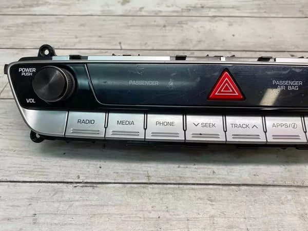 Hyundai Sonata radio am fm 18 to 19 radio control panel us built OEM 94510C2AA0