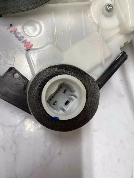 16 17 18 19 20 21 22 23 TOYOTA TACOMA ACTUADOR DE PESTILLO DE BLOQUEO DE PUERTA DELANTERO DERECHO CONJUNTO OEM 6903007020