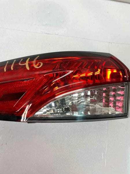20 TO 24 TOYOTA COROLLA TAIL LIGHT RIGHT SIDE QUARTER PANEL SEDAN OEM 8155002C60