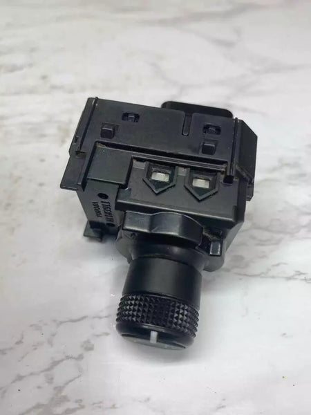 2020 2024 TOYOTA HIGHLANDER MIRROR SWITCH FRONT DRIVER SIDE DOOR OEM 8487247030