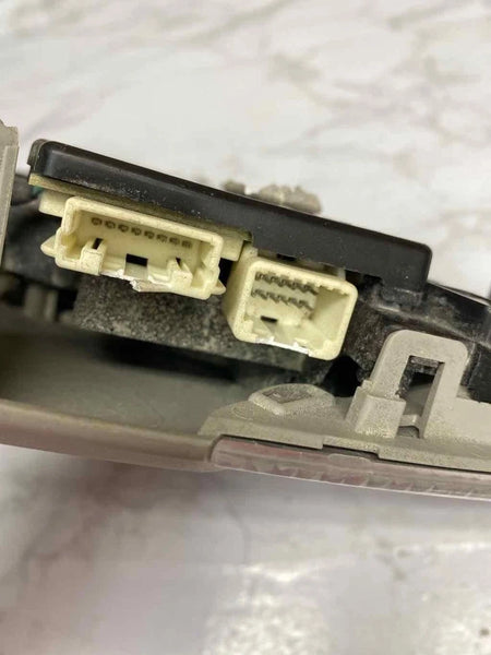 2021 TO 2022 TOYOTA CHR OVERHEAD CONSOLE DOOM LIGHT SWITCH ASSY BLACK OEM 81260F4152