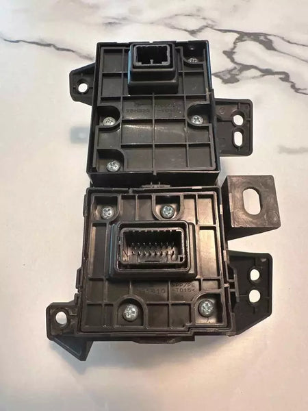 17 18 19 20 LEXUS NX300 BREAKE SWITCH DRIVE MODE & HOLD SWITCH ASSY OEM P75H322