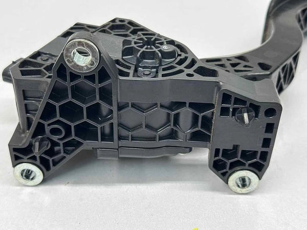 2022 TOYOTA COROLLA ACCELERATOR PEDAL PEDAL ASSEMBLY 1.8L SEDAN AT OEM 7811012101