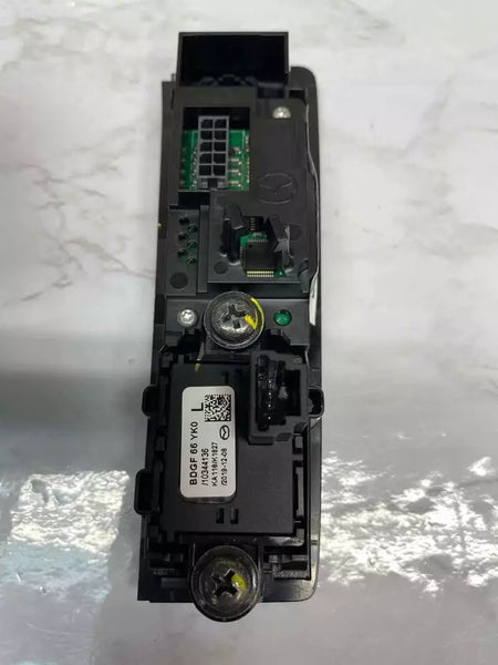 20 21 22 23 MAZDA CX-30 GEAR SHIFTER CONSOLE GEAR SHIFTER INDICATOR OEM BDGH64350A