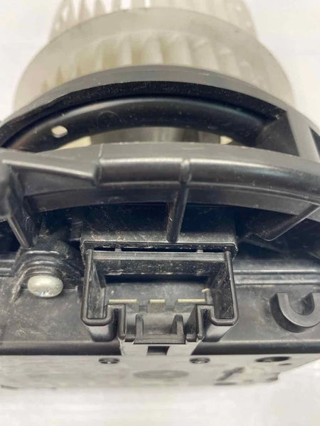 20 21 22 23 24 TOYOTA COROLLA BLOWER MOTOR FRONT BLOWER MOTOR ASSY GLOVE BOX 871030E090