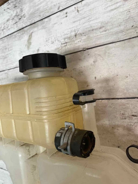 2016 TO 2024 CHEVY CAMARO OVERFLOW TANK RADIATOR COOLANT BOTTLE RESERVOIR OEM 22948113