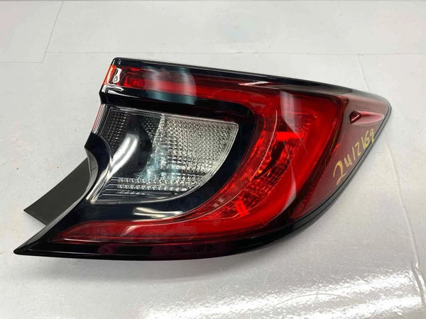2019 TO 2024 TOYOTA COROLLA TAIL LIGHT RIGHT SIDE QUARTER PANEL 8155112D30 HATCHBACK