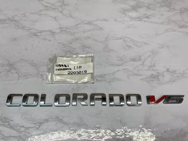 Emblema del portón trasero del Chevy Colorado 2018, emblema con letras de Colorado, adorno OEM