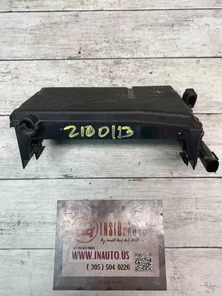 Bloque de conexiones para Chevy Equinox (2018-2020), caja de fusibles y relés de batería de 1.5L, OEM 84237808