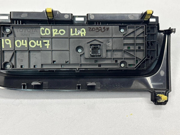 2014 TO 16 TOYOTA COROLLA CLIMATE CONTROL AC AUTO TEMPERATURE PANEL OEM 5590002500