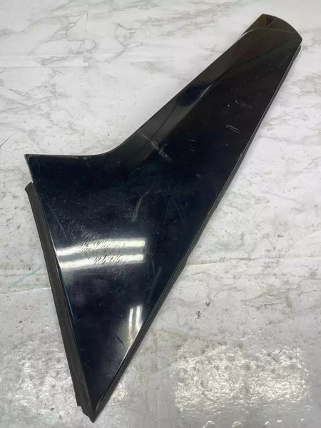 18 19 20 21 22 23 CHEVROLET EQUINOX TAILGATE LEFT SIDE APPLIQUE MOLDING OEM 84214227
