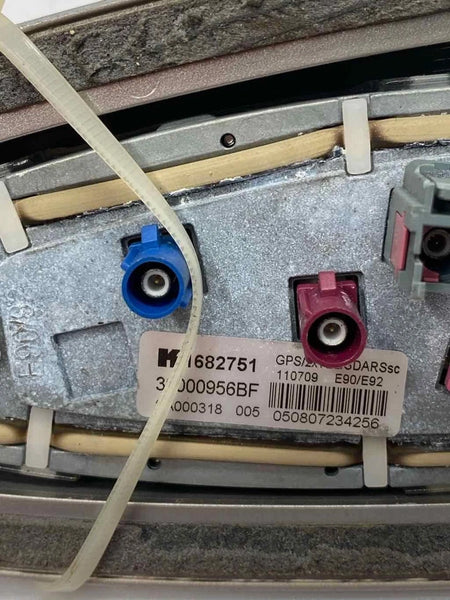 2008 TO 2012 BMW 128 RADIO ANTENNA FM ROOF SHARK FIN SPACE GRAY A52 OEM 65209209430