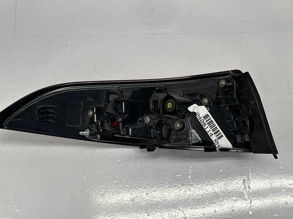 2020 TO 24 TOYOTA COROLLA TAIL LIGHT RIGHT SIDE QUARTER PANEL SED ASSY OEM 8155112D10