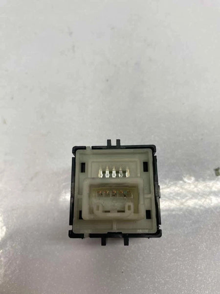 2021 TOYOTA CHR DOOR SWITCH FRONT RIGHT SIDE OEM 193177 LOCK AND UNLOCK SWITCH