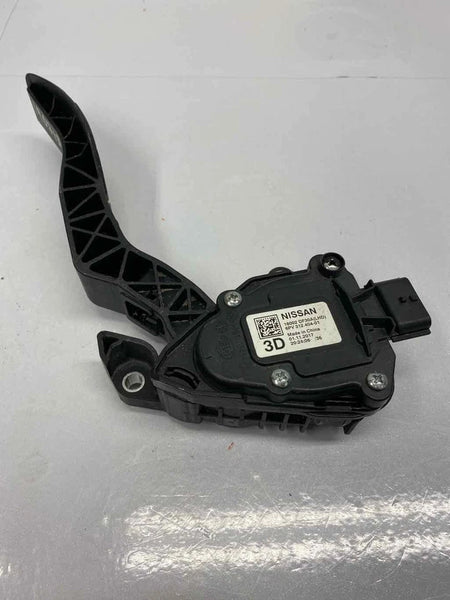 2018 NISSAN ROGUE SPORT ACCELERATOR PEDAL 2.0L PEDAL ASSEMBLY OEM 18002DF30A