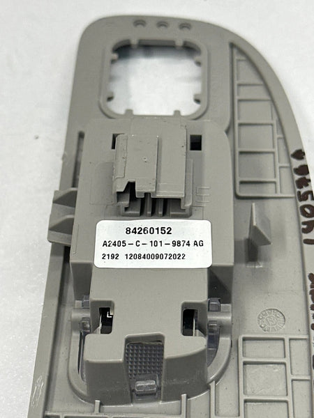 2018 TO 23 CHEVROLET EQUINOX OVERHEAD CONSOLE ROOF DOME LIGHT REAR LEFT SIDE 84260152