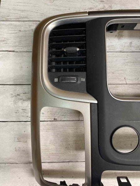 Moldura de acabamento de rádio DODGE RAM 2016 a 2019 PICKUP SÉRIE 1500 OEM TELA DE 8"