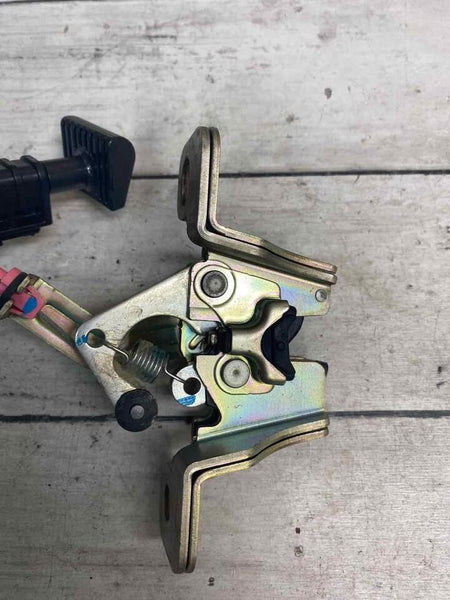 KIA FORTE SEDAN REAR SEAT LACH LOCK & SWITCH 2019 TO 2021 REAR RIGHT ASSY OEM