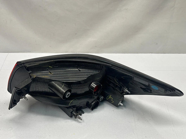 2020 TO 24 NISSAN SENTRA TAIL LIGHT LEFT SIDE QUARTER PANEL ASSY OEM 265556LB0A