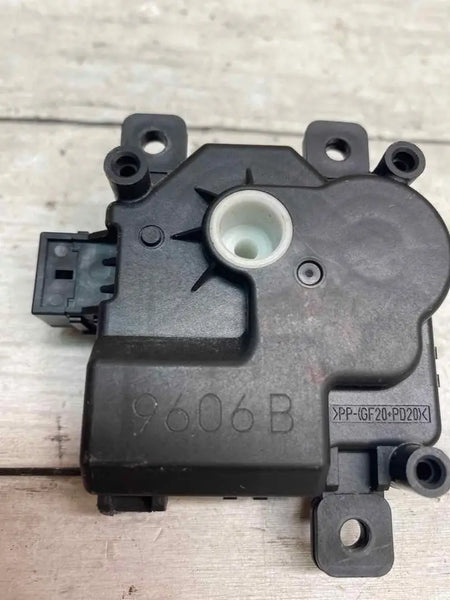Honda Acord air flap motor from 2018 to 2022 blend door servo actuator OEM 9606B