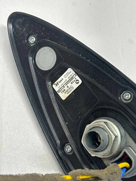 2025 KIA K4 RADIO ANTENNA FM ROOF SHARK FIN OEM 96210GG500 CODE KLG SILVER BLUE