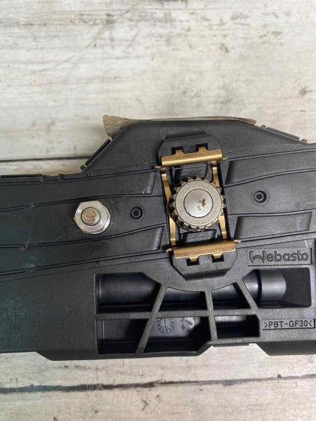 Kia Forte sun roof from 2019 to 2023 sun roof motor assembly OEM 81680M6000