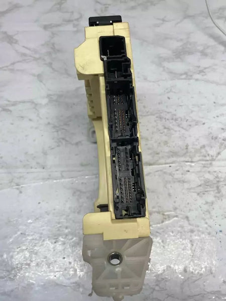 2020 TOYOTA COROLLA JUNCTION BOX FUSE RELAY BLOCK BOX ASSEMBLY OEM 8273002N10