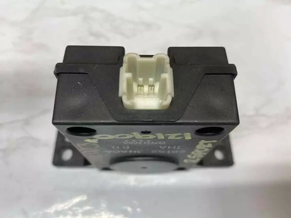 2018 NISSAN ROGUE SPORT STARTUP SPEAKER CONTROL MODULE DASH PANEL OEM 281523NA0A