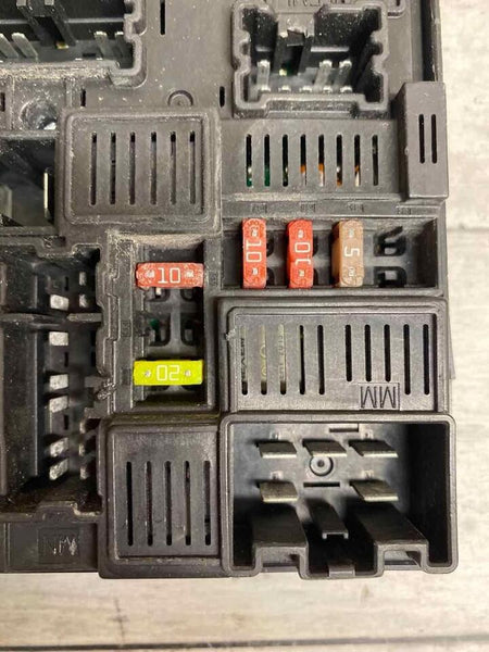 NISSAN ROGUE SPORT POWER SUPPLY CONTROL MODULE 17 22 FUSE BOX OEM 284B75NA0B