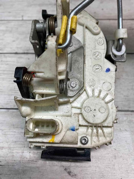 10 21 DODGE RAM PICKUP 1500 ACTUADOR DEL PESTILLO DE LA BLOQUEO DE LA PUERTA DELANTERA DERECHA 04589422AI