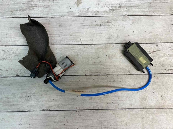 BMW 328 2014 FRONT SEAT LUMBAR PUMP MOTOR & MODULE ASSEMBLY OEM A0008005448KZ