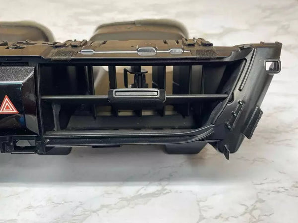 20 21 22 23 TOYOTA COROLLA AC VENT HVAC DASH CENTER CONSOLE VENT ASSY OEM 5567002780