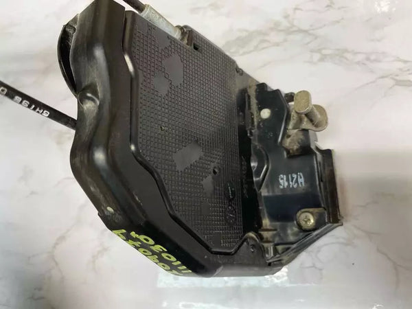 2007 TO 2017 TOYOTA CAMRY DOOR LOCK LOCK LATCH ACTUATOR REAR RIGHT ASSY OEM 6905033120