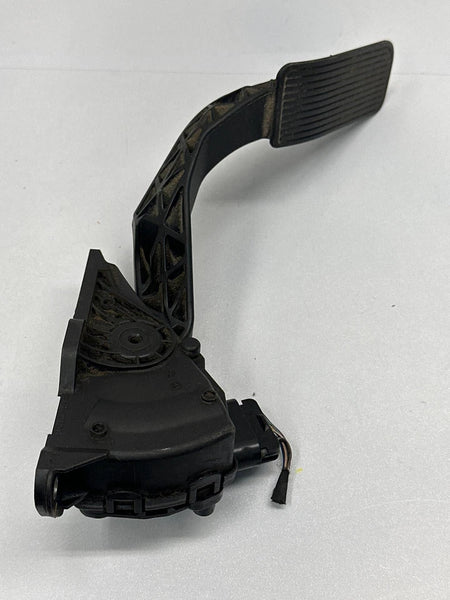 2011 CHEVROLET SILVERADO 1500 ACCELERATOR PEDAL PEDAL ASSEMBLY 4.3L OEM 25832864