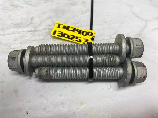 14 15 16 17 18 19 MERCEDES CLA250 PARACHOQUES DELANTERO SOPORTE DEL PARACHOQUES DELANTERO TUERCAS X3 OEM
