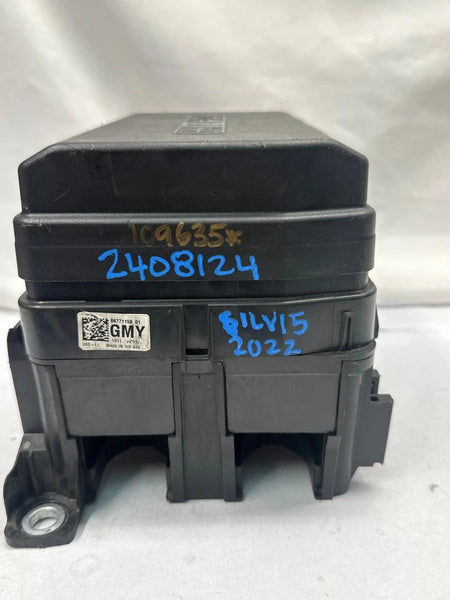 2021 2022 CHEVROLET SILVERADO ENGINE FUSE BOX BLOCK RELAY ASSEMBLY OEM 86771158