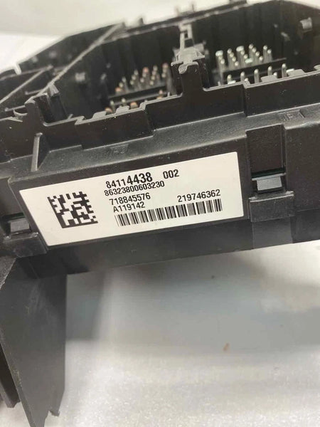 2020 GMC YUKON JUNCTION BOX FUSE RELAY CABIN BLOCK BOX ASSEMBLY OEM 84114438