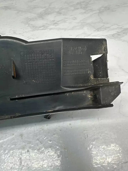 17 18 19 MERCEDES CLA250 REJILLA DE PARACHOQUES DELANTERO DEFLECTOR DE AIRE LADO IZQUIERDO OEM 1178880100
