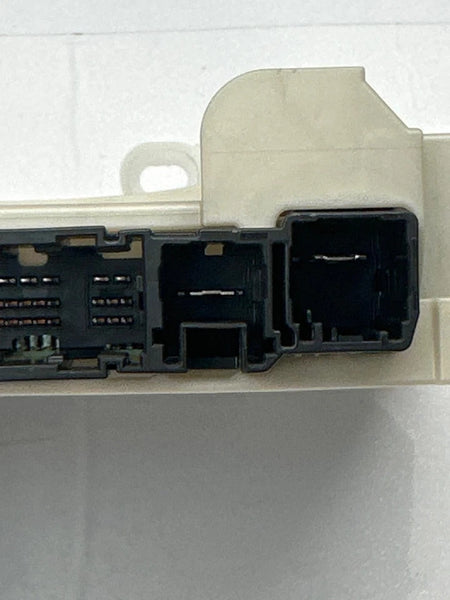 2022 TOYOTA COROLLA BODY CONTROL BCM MODULE UNIT ASSEMBLY OEM 8273012Z30