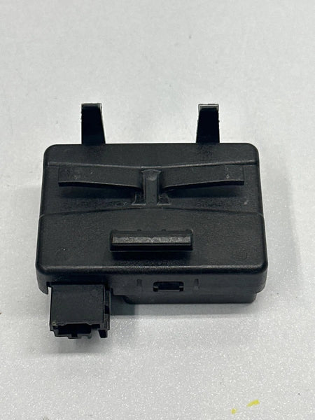 2018 TO 2024 CHEVY TRAVESE LOCK CONTROL MODULE THEFT LOCKING UNIT OEM 13523281