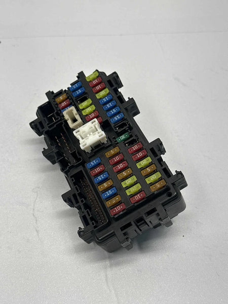2015 INFINITI Q50 JUNCTION BOX BLOCK BOX CABIN FUSE RELAY ASSEMBLY OEM