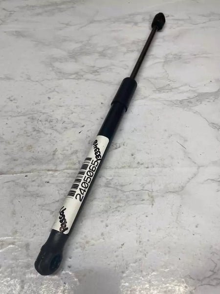 2016 TO 2019 VOLKSWAGEN PASSAT HOOD SHOCK 2016 TO 2019 LEFT SIDE STRUT SUPPORT OEM 561827550D