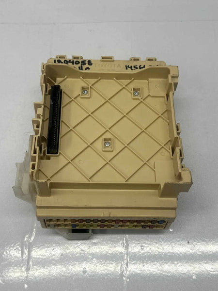 2016 TOYOTA COROLLA JUNCTION BOX CABIN BOX FUSE RELAY BLOCK OEM 63582642 ASSY