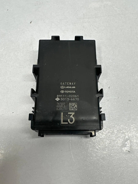 2020 TO 2022 TOYOTA CHR NETWORK GATEWAY CONTROL MODULE UNIT ASSY OEM 8911102061